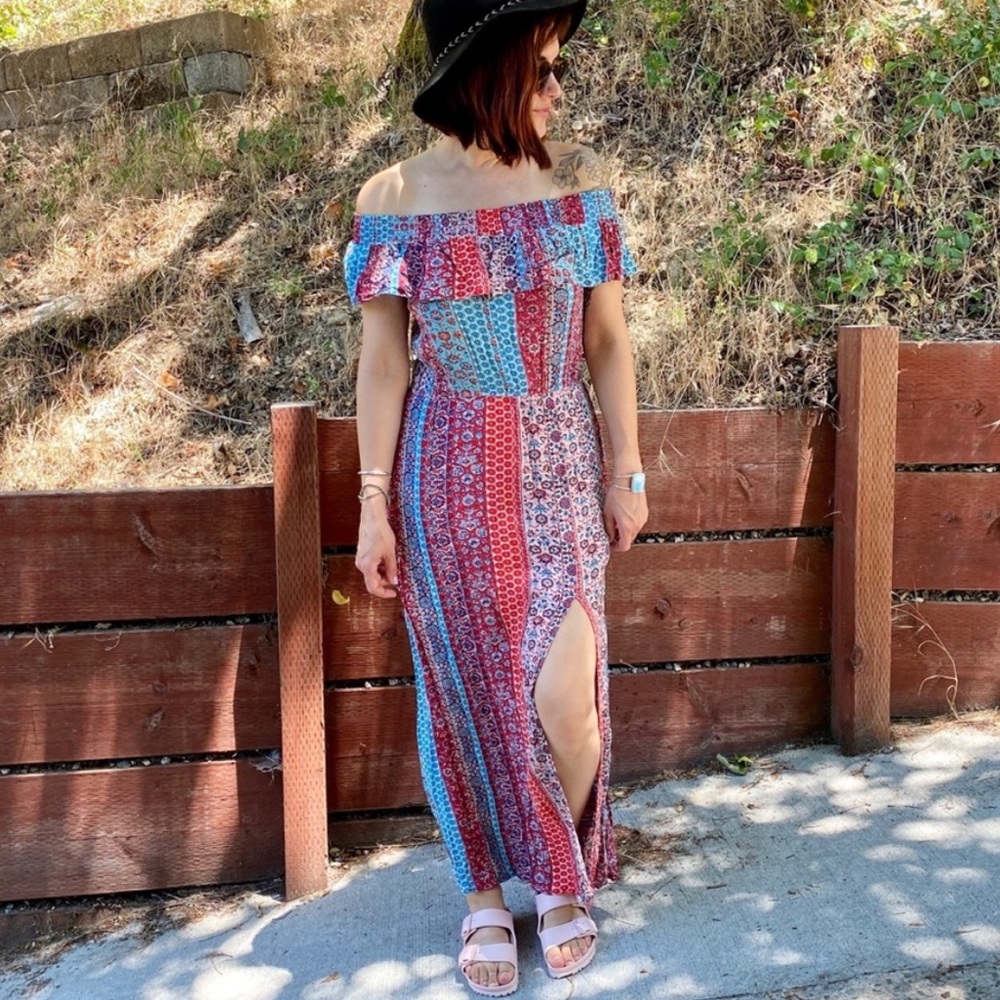 💎Red & Blue Floral Maxi - Picture 1 of 10